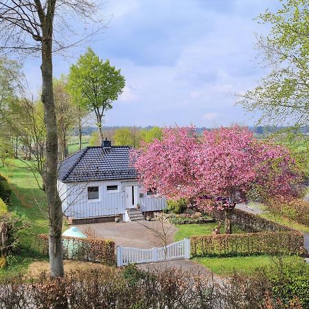Ferienhaus Kirschbluete Моншау Экстерьер фото